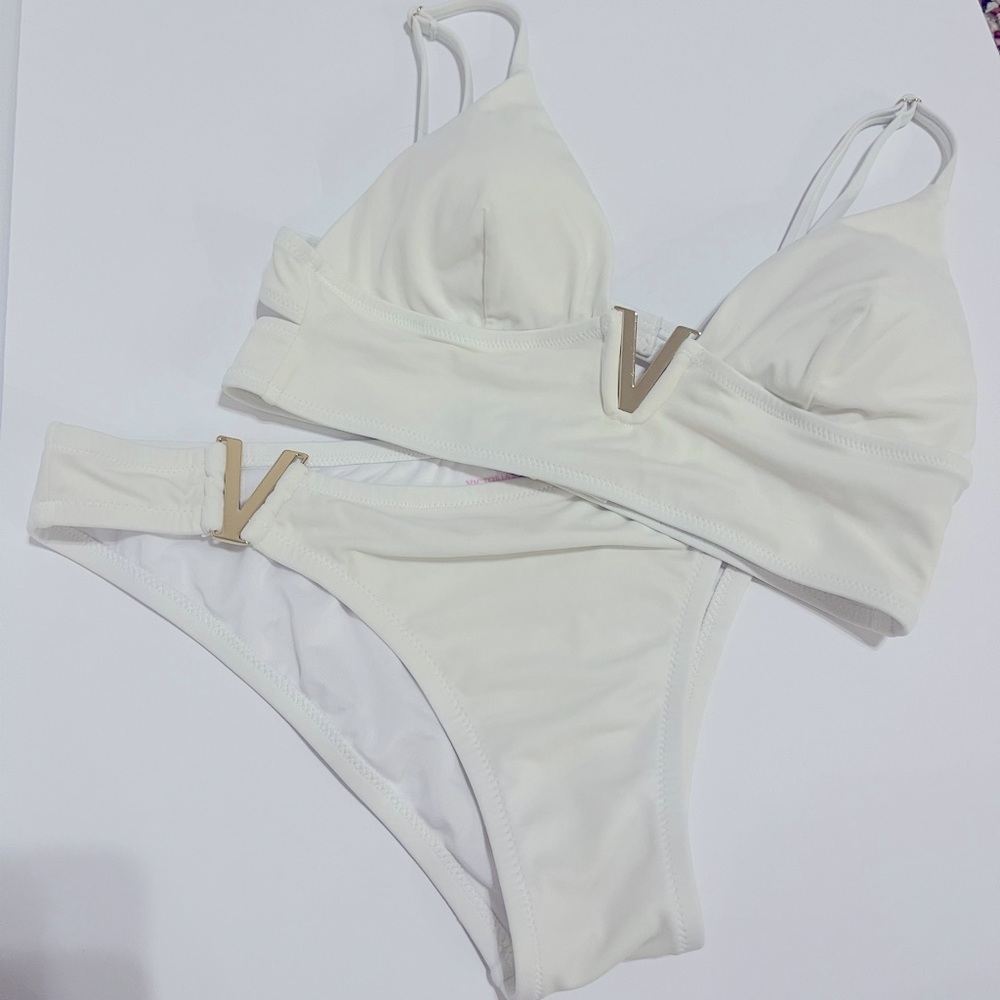 White Bikini 😍 Victorias Secret